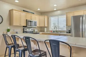 Beautiful St George Condo ~ 5 Mi to Downtown! - Image 2