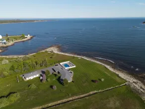 Dip Into Oceanfront Luxe Home w/ Pool. Group Getaways! - Image 4