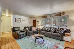 Coziness Cabin - Cute little cabin in the Tahoe woods - Image 4