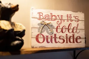 Come Snuggle Up at Cozy Bear Cabin - Image 2