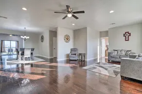 Peaceful Atascosa Home w/ Balcony & Deck! - Image 5