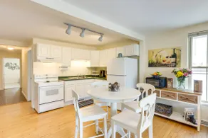Cozy Delafield Apartment - Walk to Lake! - Image 5