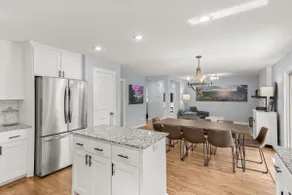 Spacious 3 BR home – walk to downtown & JBU - Image 5