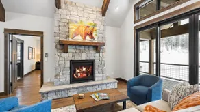 The Sunrise Ridge Chalet - Image 2