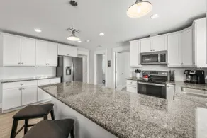 Family Tides – AMI Two-Unit Retreat w/ Pool, Rooftop Deck & Gulf/Bay Views - Image 5