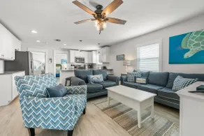 Family Tides – AMI Two-Unit Retreat w/ Pool, Rooftop Deck & Gulf/Bay Views - Image 4