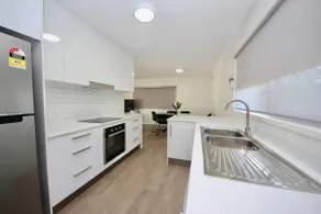 Modern Serenity - Near Shopping & Theme Parks - Image 3