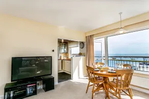 9 Dolphin Court - Image 4