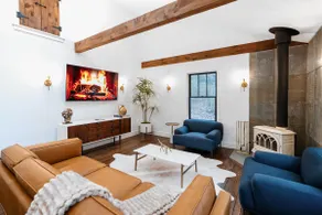 Rustic/Stylish Cabin-Close to HITS-Private Trails - Image 2