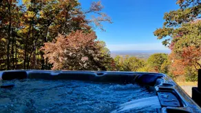 Wolf Den - Airy Cabin w/ Hot Tub & Valley Views! - Image 2