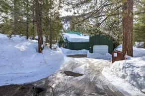 Rustic Haven - Hot tub & Pet friendly - Image 2