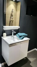 Studio-Private Bathroom-Comfortable-Street View - Image 5