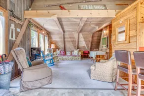 Cozy and Quiet Wood Lined Charm in Tierra Del Mar! Sister’s Beach Retreat - Image 4