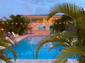 2 BR Apartment at El Flamingo Beach Club - Image 3