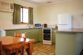 Pets Welcomed - Waratah Cottage - Image 4