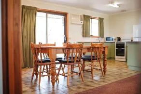 Pets Welcomed - Waratah Cottage - Image 5