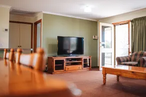 Pets Welcomed - Waratah Cottage - Image 3