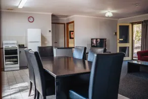 Pets Welcomed - Red Gum Cottage - Image 3