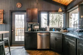 Cozy Mountain Cabin, dark skies, and great views! - Image 5