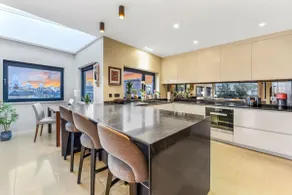 Covent Garden Penthouse - Large Terrace *Central* - Image 2
