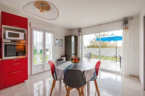 La Janne - House with garden - Image 3