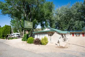 Mount Carmel Motel in Southern Utah Desert Room 6 - Image 3