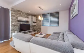 Gorgeous Home In Gornje Rastane - Image 4