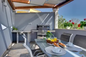 Magnífica villa con piscina privada, tumbonas y barbacoa - Image 2