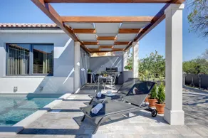 Magnífica villa con piscina privada, tumbonas y barbacoa - Image 4