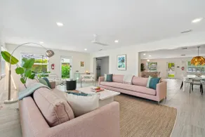 Private Heated Pool & Spa Designer By the Beach - Image 3