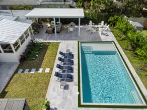 Sunny Vista by Rove Travel - Heated Pool & Firepit - Image 3
