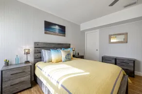 Central location with brand new finishes - Image 2