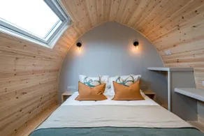 Superior-Cabin-Private-Bathroom-Countryside - Image 5