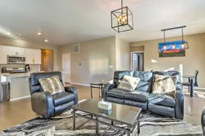 10 Mi to DIA: Spacious Aurora House w/ Yard! - Image 5