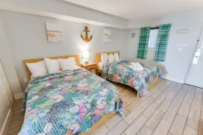 New Direct Ocean Front,Low Floor,Pools,Great Views - Image 3