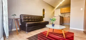 A quiet environment, very conveniently located near everything - Image 3