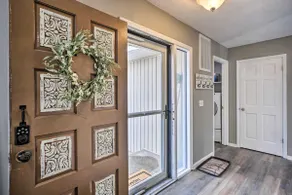 Family-friendly Springfield Home w/ Yard! - Image 4
