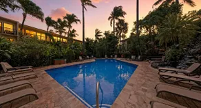 Oceanview Modern Suite with NEW A/C Steps to Beach - Image 5