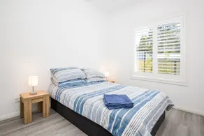 Sanctuary Blue Pet Friendly 5 Mins to Hyams Beach - Image 5
