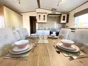 Inviting 3-bed Lodge Tattershall Lakes, Lincoln - Image 3