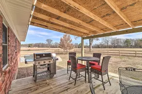 Greers Ferry Home on 40 Acres 1/4 Mi to Lake! - Image 3