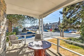 Yeadon Townhome w/ Porch, 7 Mi to Center City - Image 2
