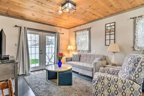 Bemus Point Vintage Suite w/ Soaking Tub & Kitchen - Image 4