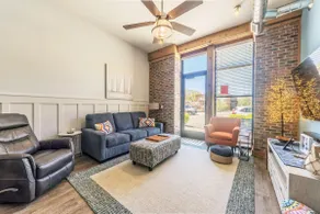 Year round indoor/outdoor pool and hot tub! - Image 3
