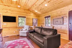 Mountain Home Cabin Rental w/ Fire Pit! - Image 5