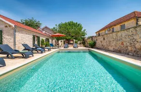 MY DALMATIA - Authentic villa Zvonko with private swimming pool - Image 2