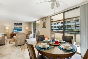 Honu Hale Minutes Away From the Beach! - Image 4