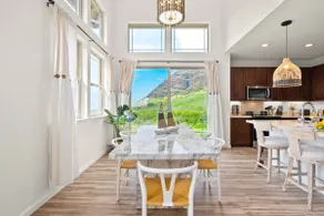 @ Marbella Lane - 3BR w/ amazing MT & Ocean Vistas - Image 3