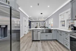 Spacious House in Charlotte - Image 5