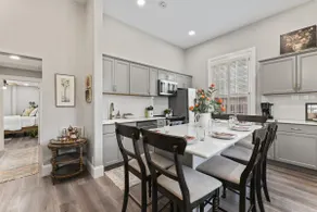 Historic Cottage | Pool & Hot Tub | Walk Downtown - Image 4